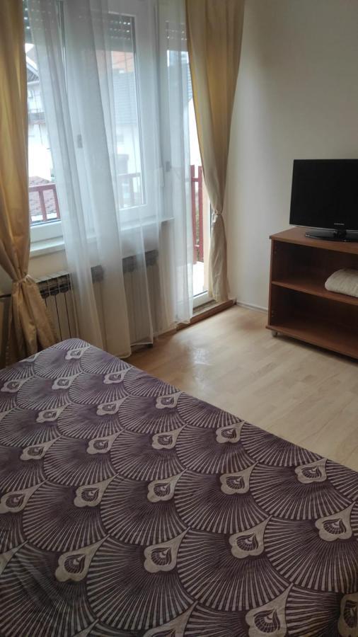 Hôtel Valerija II à Zagreb Extérieur photo